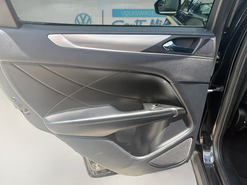 Used 2019 Lincoln MKC Premiere FWD image 26