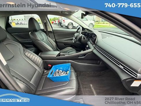 Used 2025 Hyundai Elantra Limited FWD image 20