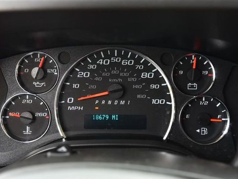 Used 2024 GMC Savana 2500 w/ Driver Convenience Package image 21