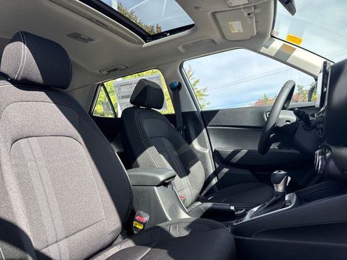 New 2026 Hyundai Venue SEL FWD image 12