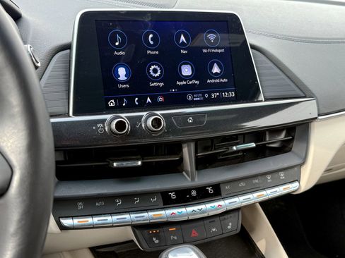 Certified 2022 Cadillac CT4 Luxury w/ Sun And Sound Package image 17