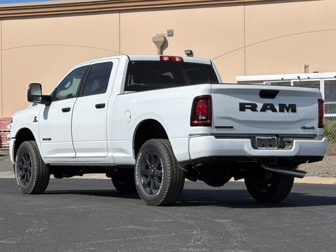 New 2026 RAM 3500 Big Horn AWD/4WD image 5