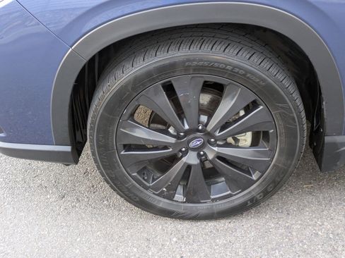 Used 2022 Subaru Ascent Onyx Edition image 13