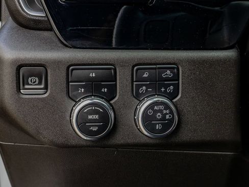 Used 2024 GMC Sierra 3500 SLE AWD/4WD image 20