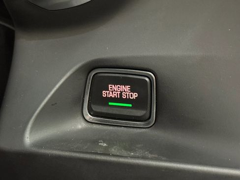 Used 2021 Chevrolet Camaro LT image 34