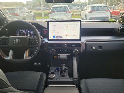 Used 2025 Toyota 4Runner Limited image 16