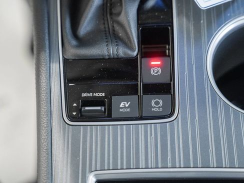 New 2026 Toyota Sienna XLE AWD/4WD image 26