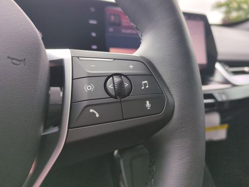 Used 2025 BMW X1 xDrive28i w/ Premium Package image 19