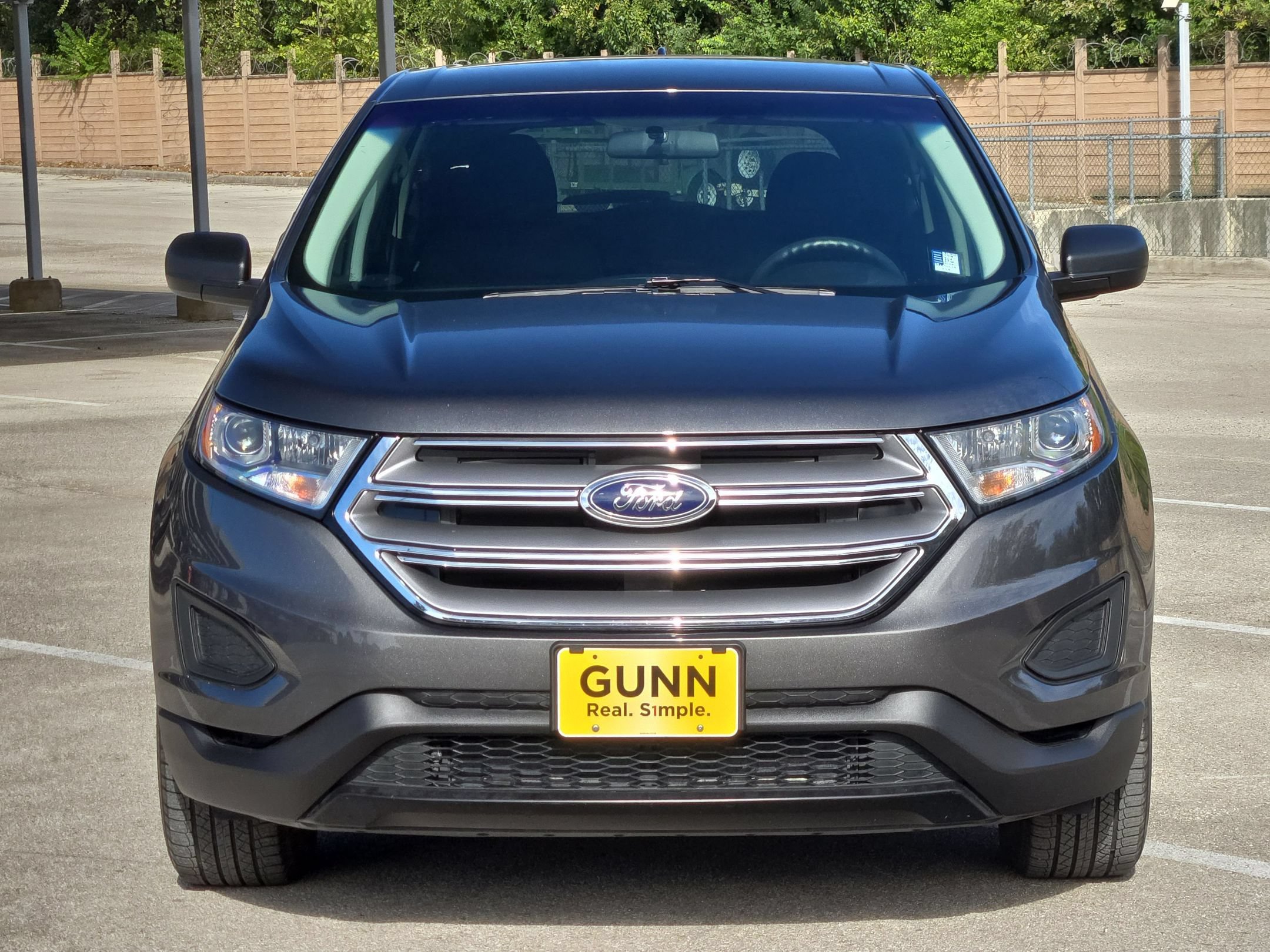 Used 2018 Ford Edge SE FWD image 8