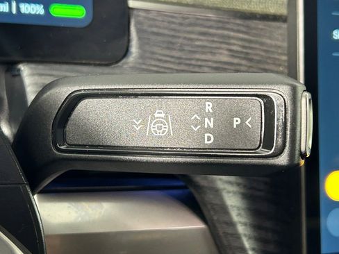 Used 2023 Rivian R1S Adventure AWD/4WD image 30
