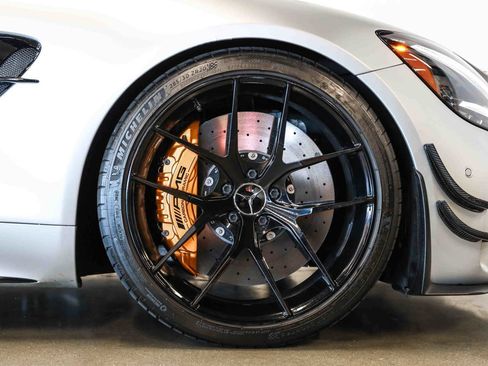 Used 2020 Mercedes-Benz AMG GT R image 15