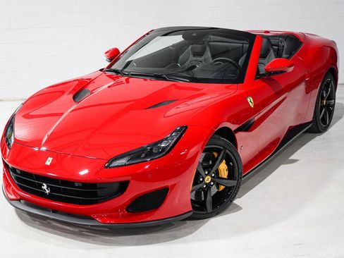Used 2020 Ferrari Portofino image 33