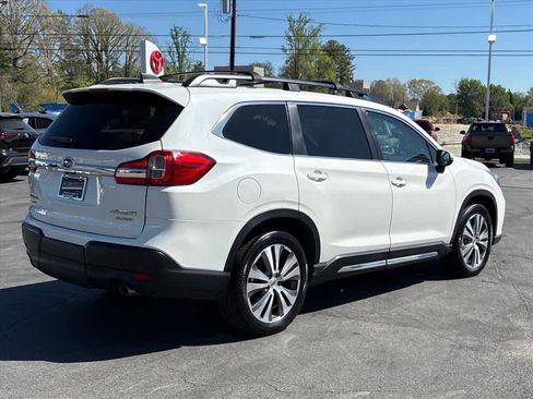 Used 2022 Subaru Ascent Limited w/ Technology Package AWD/4WD image 3