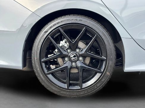 Certified 2026 Honda Civic Sport image 9