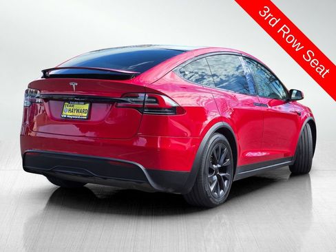 Used 2022 Tesla Model X Base image 5