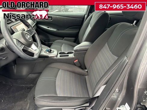 Used 2024 Nissan Leaf S image 11