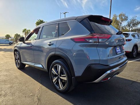 Used 2021 Nissan Rogue Platinum FWD image 4