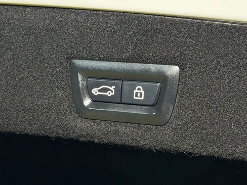 Used 2017 BMW ALPINA B7 xDrive ALPINA B7 xDrive Sedan 4D image 18