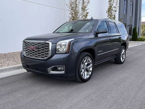 Used 2020 GMC Yukon Denali w/ Denali Ultimate Package image 11