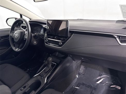 Certified 2024 Toyota Corolla LE FWD image 40