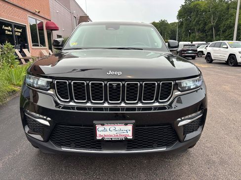 Used 2023 Jeep Grand Cherokee 4WD 4xe w/ Luxury Tech Group II image 2
