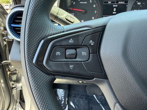 Used 2025 Chevrolet Trax LS w/ LS Convenience Package FWD image 18