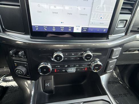 Used 2022 Ford F150 XLT w/ Equipment Group 302A High image 9