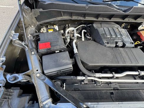 Used 2022 Chevrolet Silverado 1500 Custom w/ Safety Confidence Package image 34