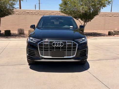 Used 2023 Audi Q7 3.0T Premium w/ Convenience Package AWD/4WD image 3
