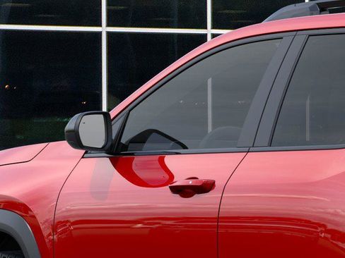 New 2027 Chevrolet Equinox RS w/ Convenience Package III FWD image 12