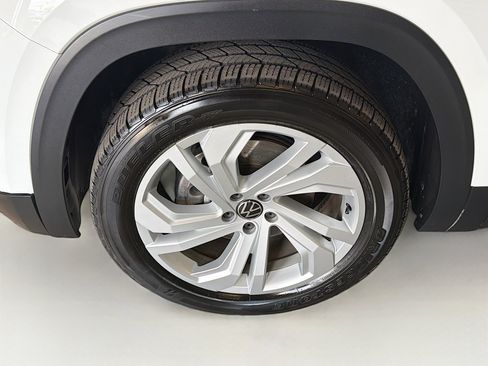 Used 2021 Volkswagen Atlas SE image 11