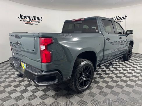 Used 2025 Chevrolet Silverado 1500 LT Trail Boss w/ Convenience Package II AWD/4WD image 5