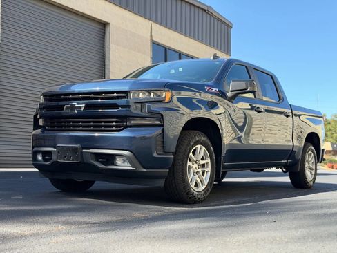 Used 2019 Chevrolet Silverado 1500 RST AWD/4WD image 40