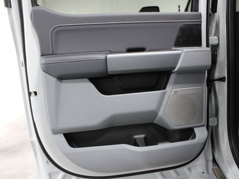 New 2026 Ford F250 XLT w/ XLT Premium Package image 23