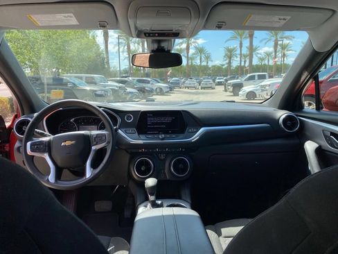 Used 2022 Chevrolet Blazer LT FWD image 8
