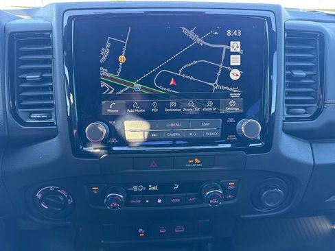 Used 2022 Nissan Frontier PRO-4X w/ Technology Package AWD/4WD image 28