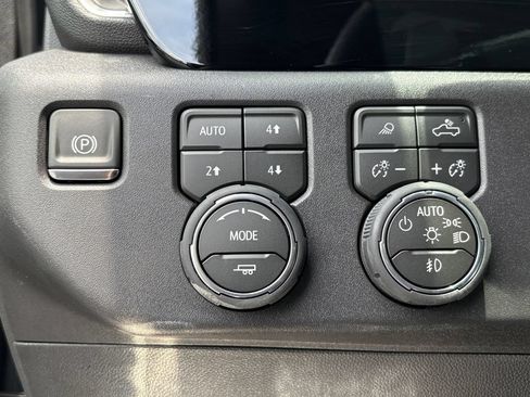 New 2026 Chevrolet Silverado 1500 RST w/ RST All Star Premium Package AWD/4WD image 32
