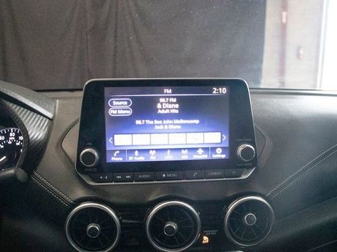 Used 2022 Nissan Sentra SV FWD image 31
