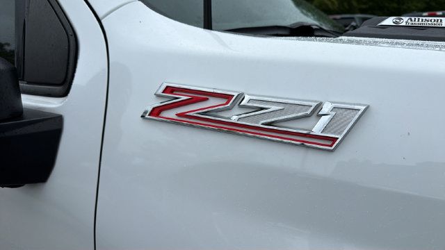 Used 2024 Chevrolet Silverado 2500 LT AWD/4WD image 41