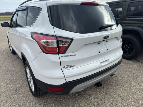 Used 2018 Ford Escape SE w/ SE Sync 3 Package image 7
