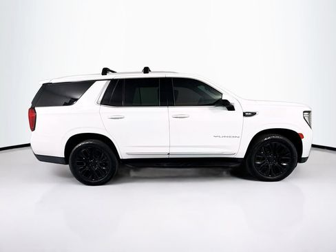 Used 2021 GMC Yukon SLT w/ Rear Media and Nav Package AWD/4WD image 4