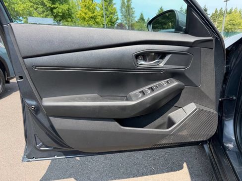 Used 2023 Honda Accord LX image 11