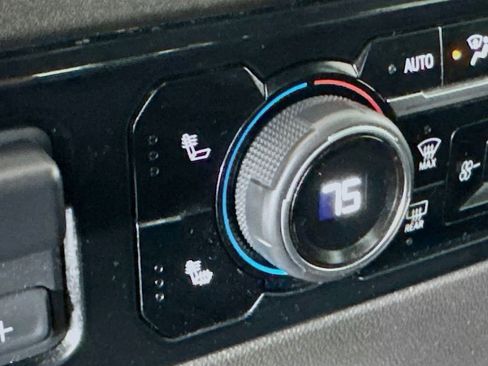 Used 2024 Chevrolet Silverado 3500 LT w/ Safety Package AWD/4WD image 20