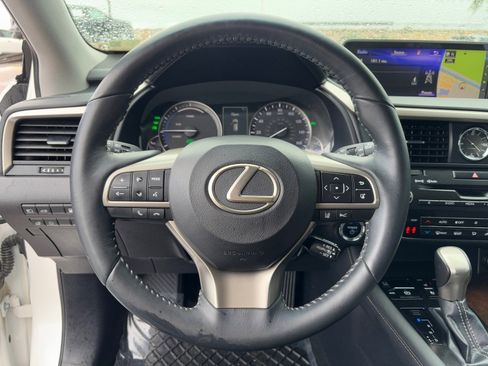 Used 2017 Lexus RX 450h AWD image 19