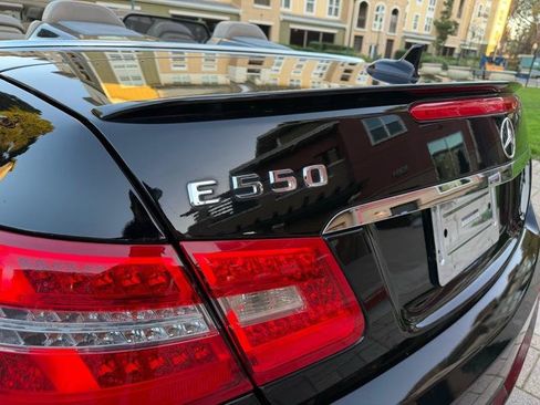 Used 2013 Mercedes-Benz E 550 Cabriolet image 25