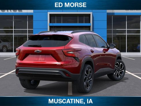New 2026 Chevrolet Trax RS w/ Driver Confidence Package FWD image 4