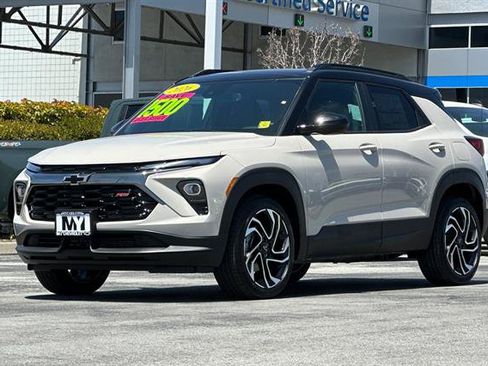 New 2026 Chevrolet TrailBlazer RS w/ Convenience Package FWD image 8