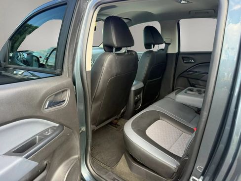 Used 2015 Chevrolet Colorado Z71 AWD/4WD image 30