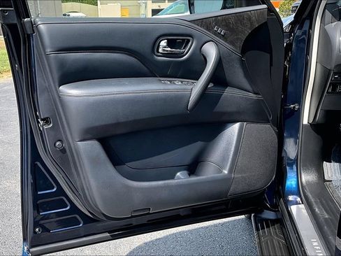 Used 2022 INFINITI QX80 Luxe w/ Cargo Package RWD image 22