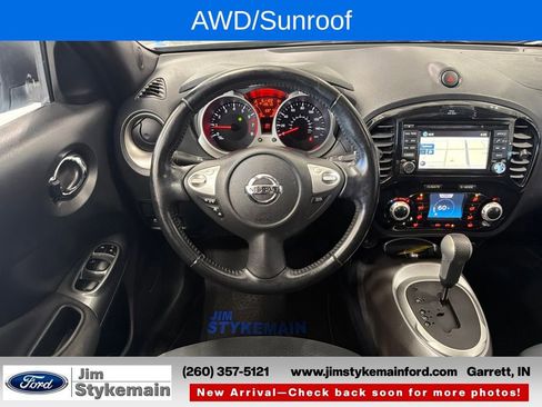 Used 2015 Nissan Juke SV w/ Technology Package AWD/4WD image 29